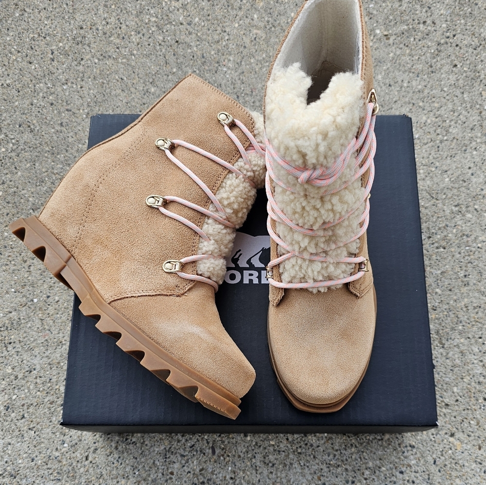 Sorel  leather waterproof wedge insulated boots women's size 9 & 11 - Picture 5 of 13